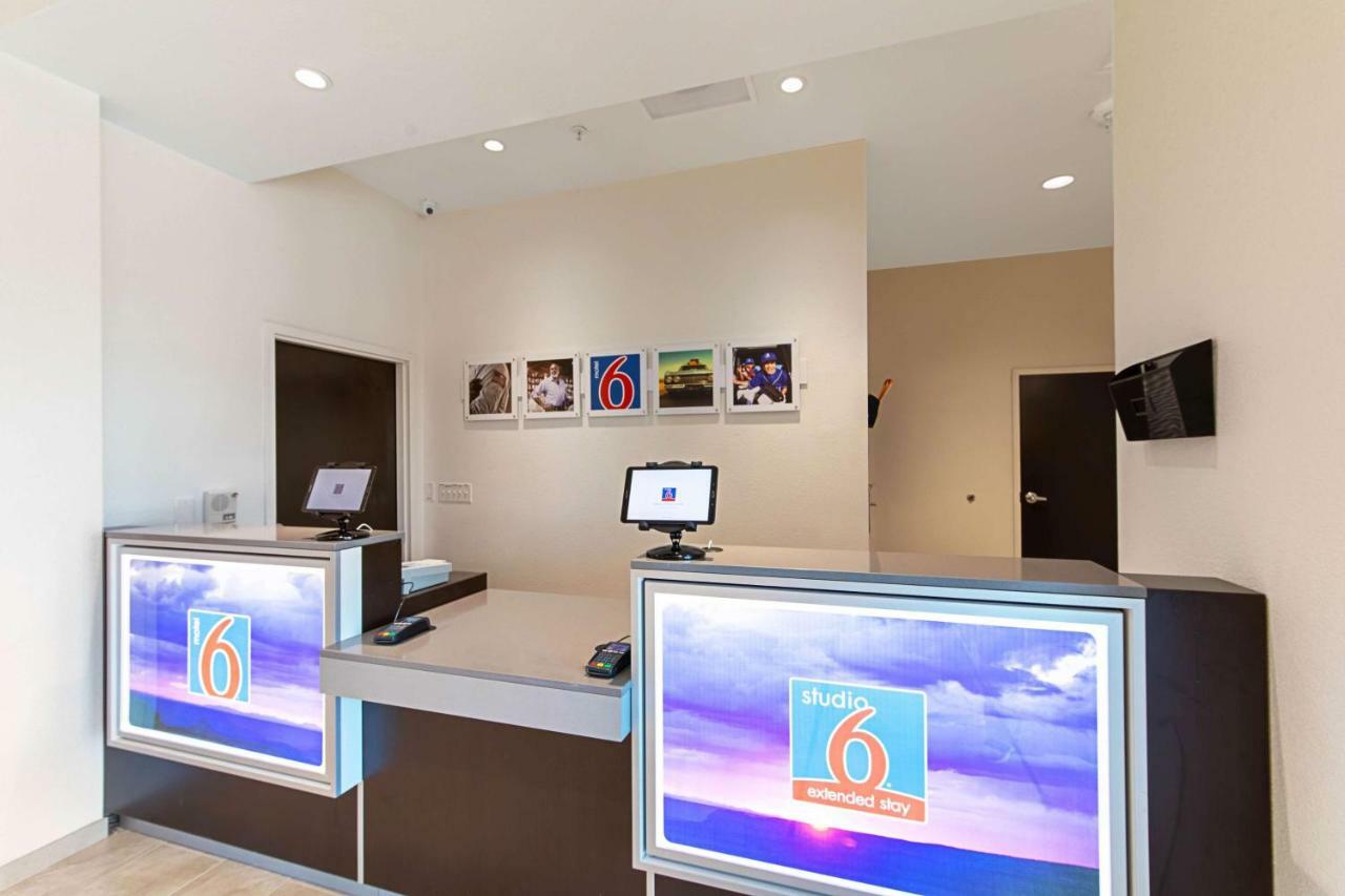Motel 6 Austin Airport 외부 사진