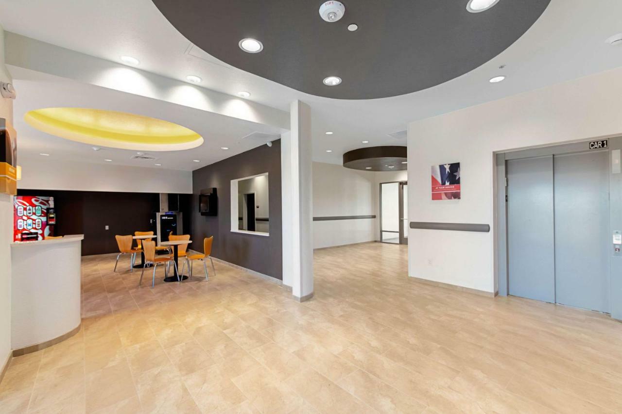 Motel 6 Austin Airport 외부 사진
